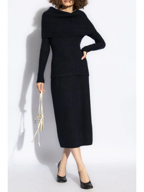 ribbed knit long sleeve top